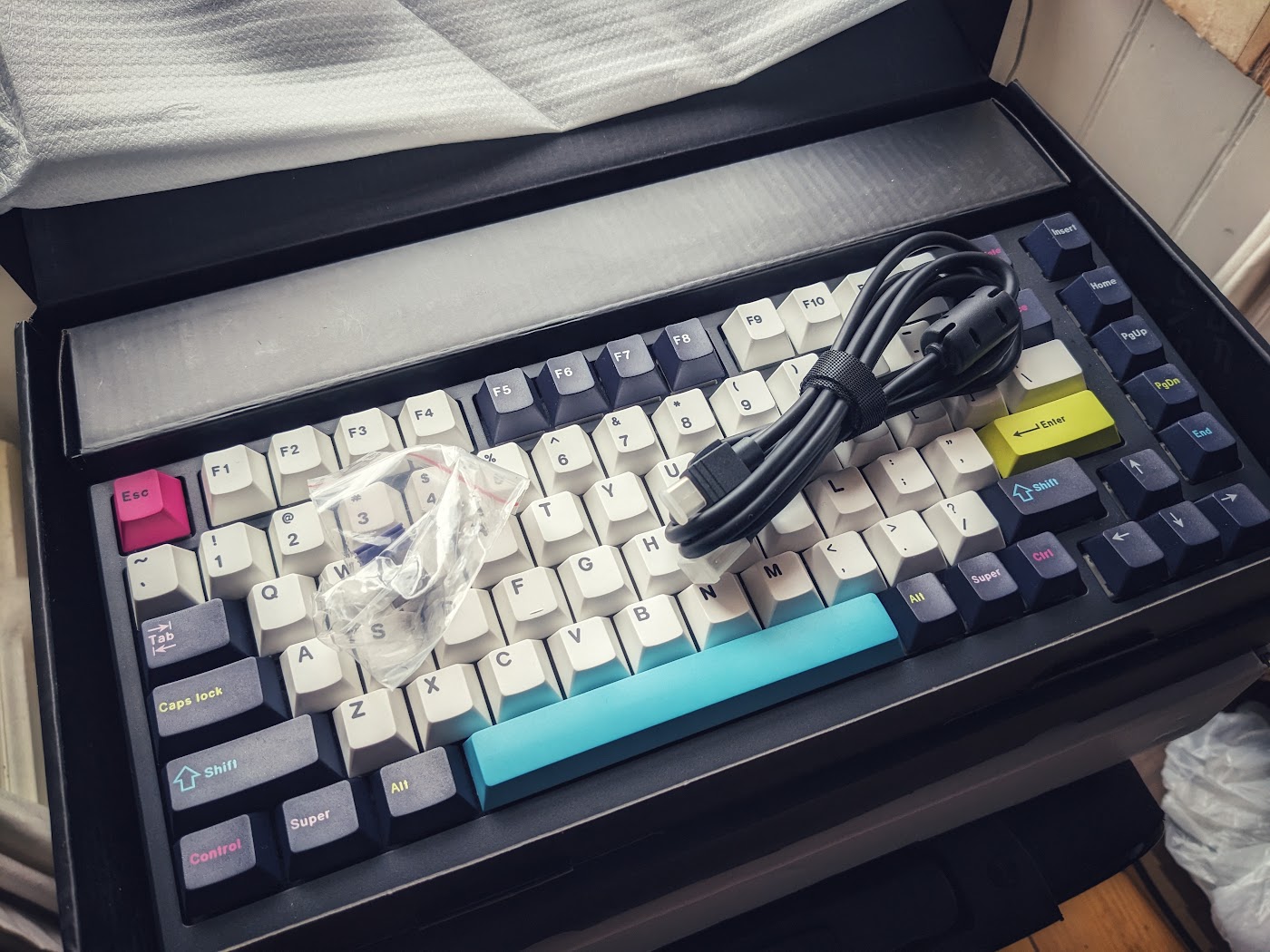 Monsgeek MG75W, Future Funk, photo 7