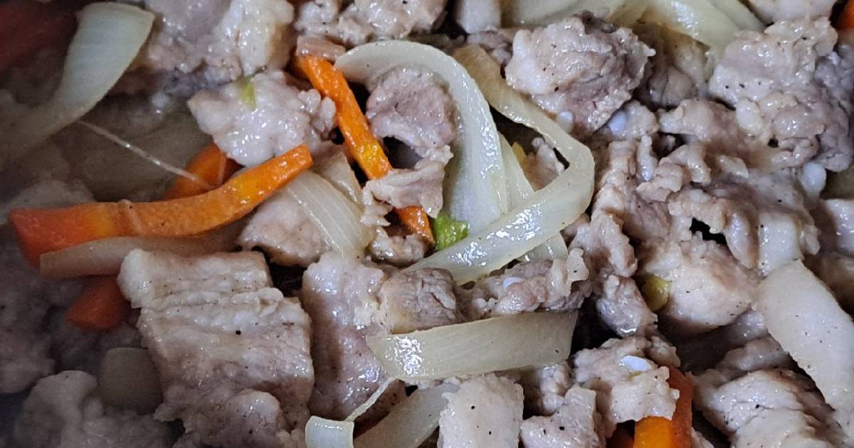 Thịt heo xào hành tây cuối tuần