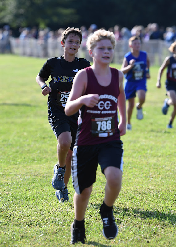 Photo from MS: Cross Country of Joaquin Hernandez