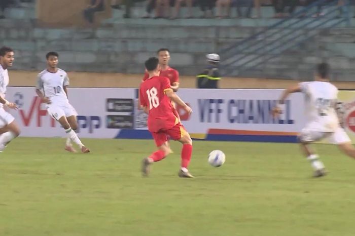Đội tuyển Việt Nam thắng đậm trước Bangladesh - Đài Phát thanh và truyền hình Hà Nội