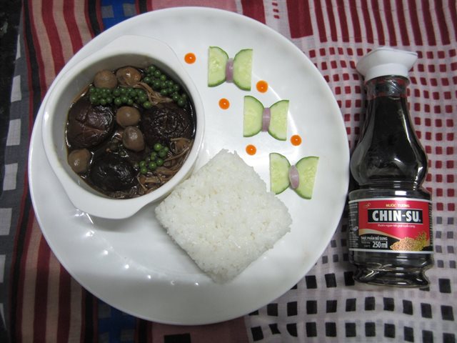 Nấm Kho Tiêu Xanh Nước Tương CHIN- SU