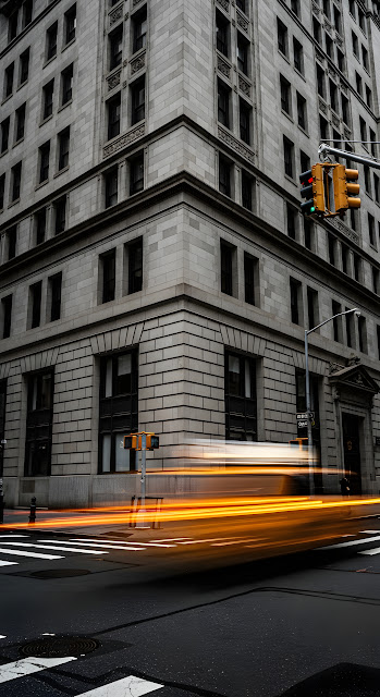 Dramatic Long Exposure of Ornate New York Building and Motion Blur Taxi - Free mobile Wallpaper