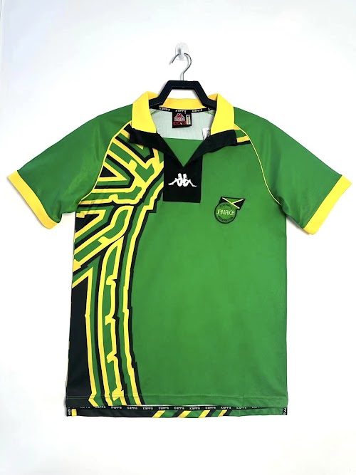Equipación de visitante de Jamaica de 1998.jpeg