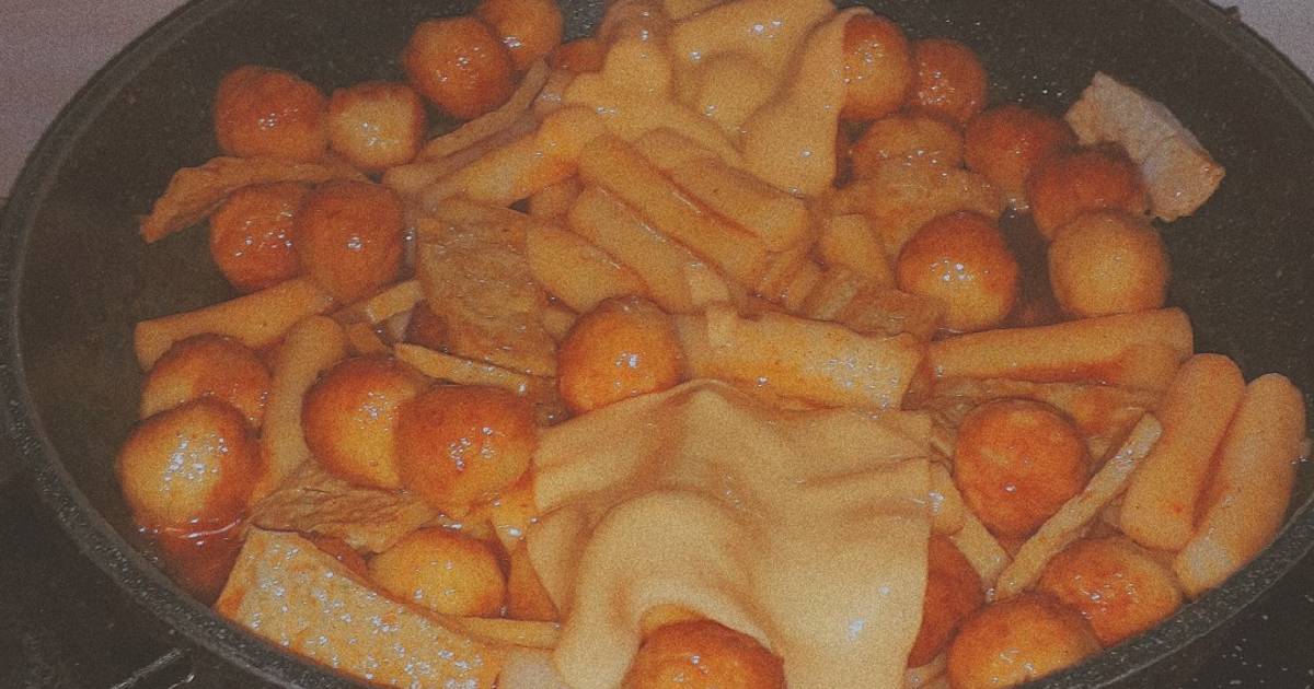 Tokbokki có gì làm nấy :3