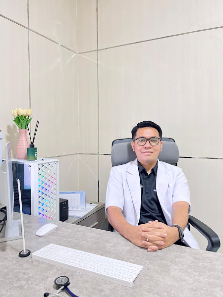 dr. M Dwiki Tafwidhi