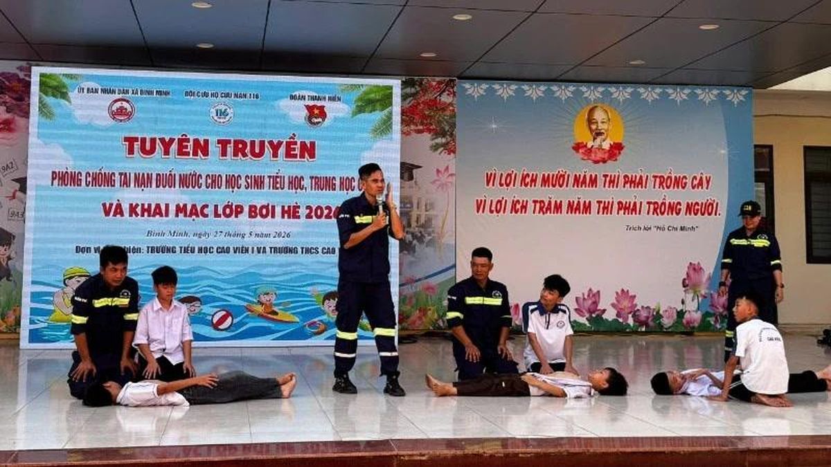 Chủ động trang bị kỹ năng phòng chống đuối nước cho học sinh trong dịp hè - Báo Nhân Dân