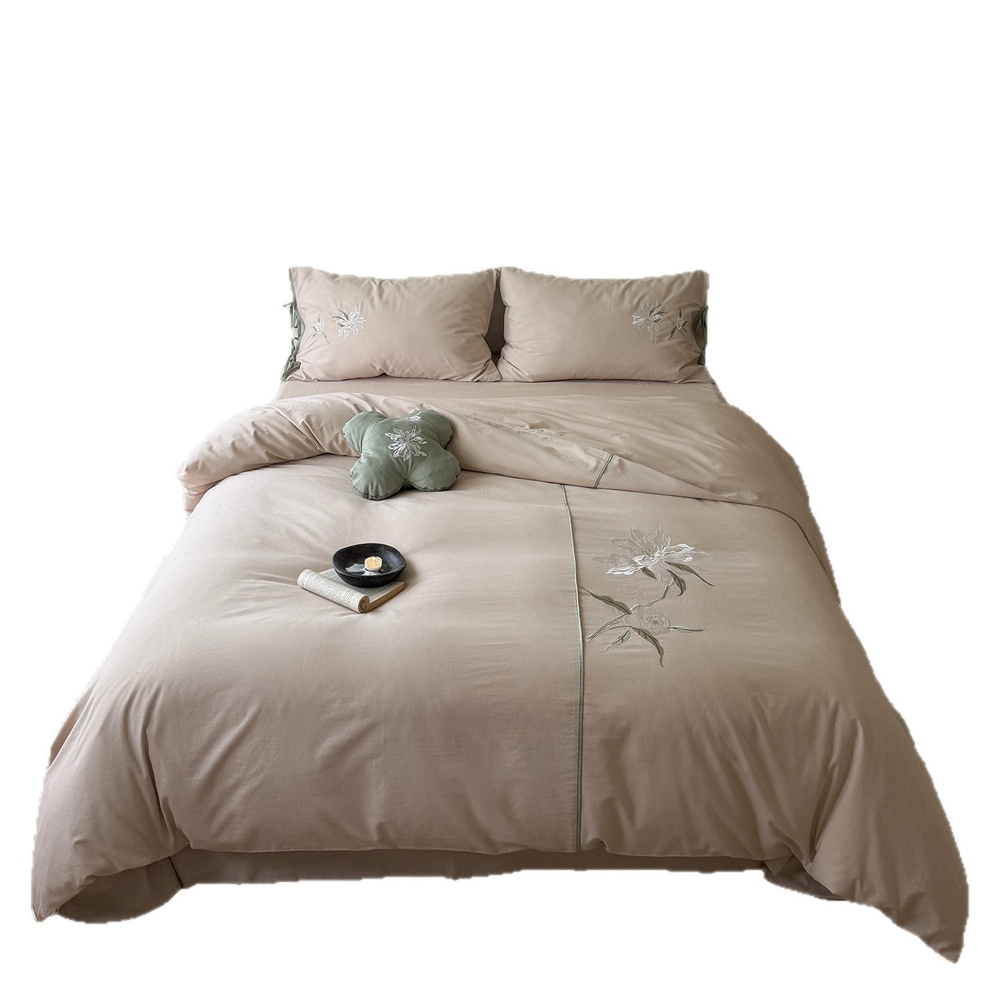 Embroidered cotton-linen bedding set with bows