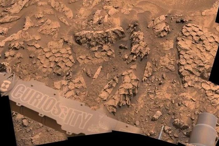 NASA công bố ảnh đá kỳ lạ giống 'vảy rồng' trên sao Hỏa - Báo Tri thức &amp; Cuộc sống