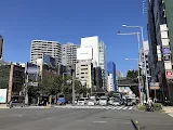 DB plus OMOTESANDO