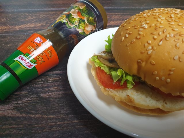 Burger Nấm Đùi Gà
