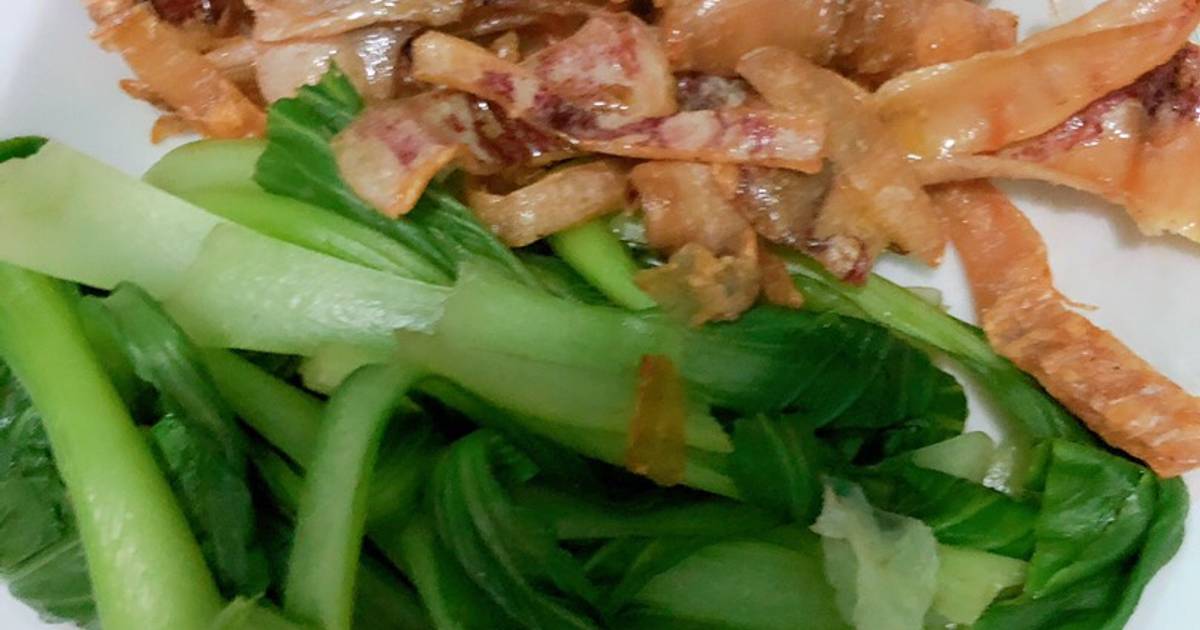 Cải thìa luộc + khô mực chiên bơ