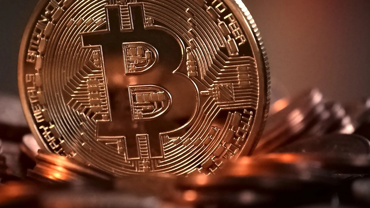 비트코인 ETF와 직접 투자 차이점 및 투자 기준