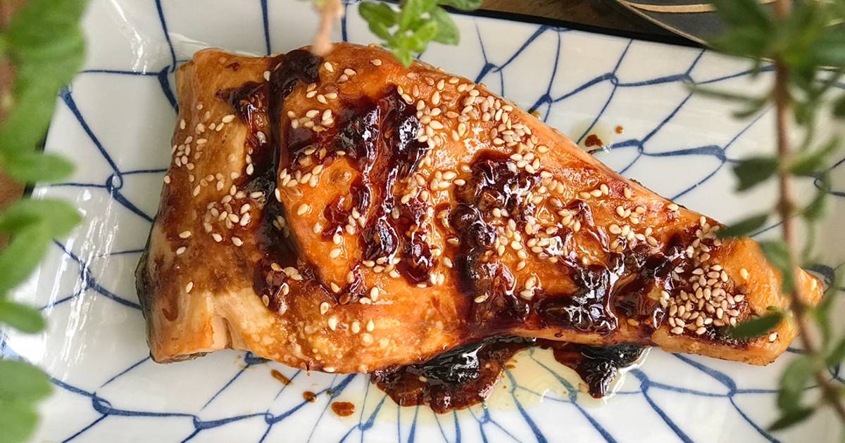 Cá hồi nướng teriyaki
