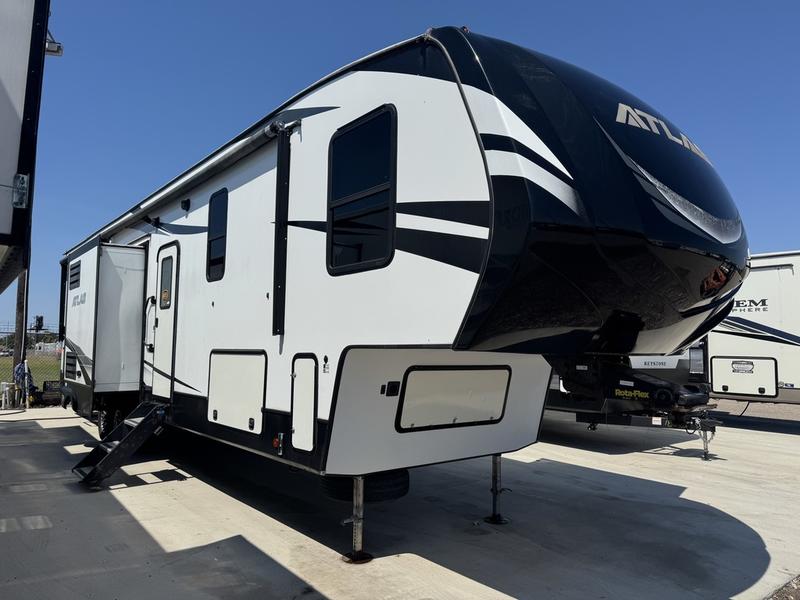 2021 Dutchmen RV Atlas 3602LF