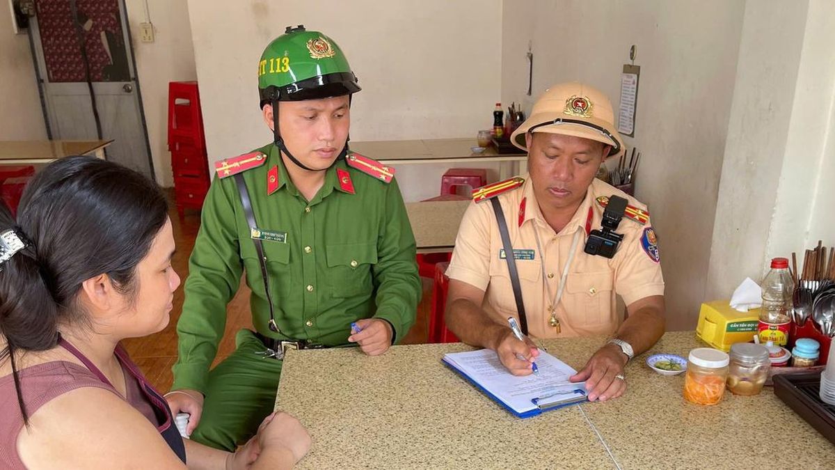 Lâm Đồng: Hộ kinh doanh ký cam kết không vi phạm trật tự ATGT dọc đường Hồ Chí Minh - Báo Xây Dựng