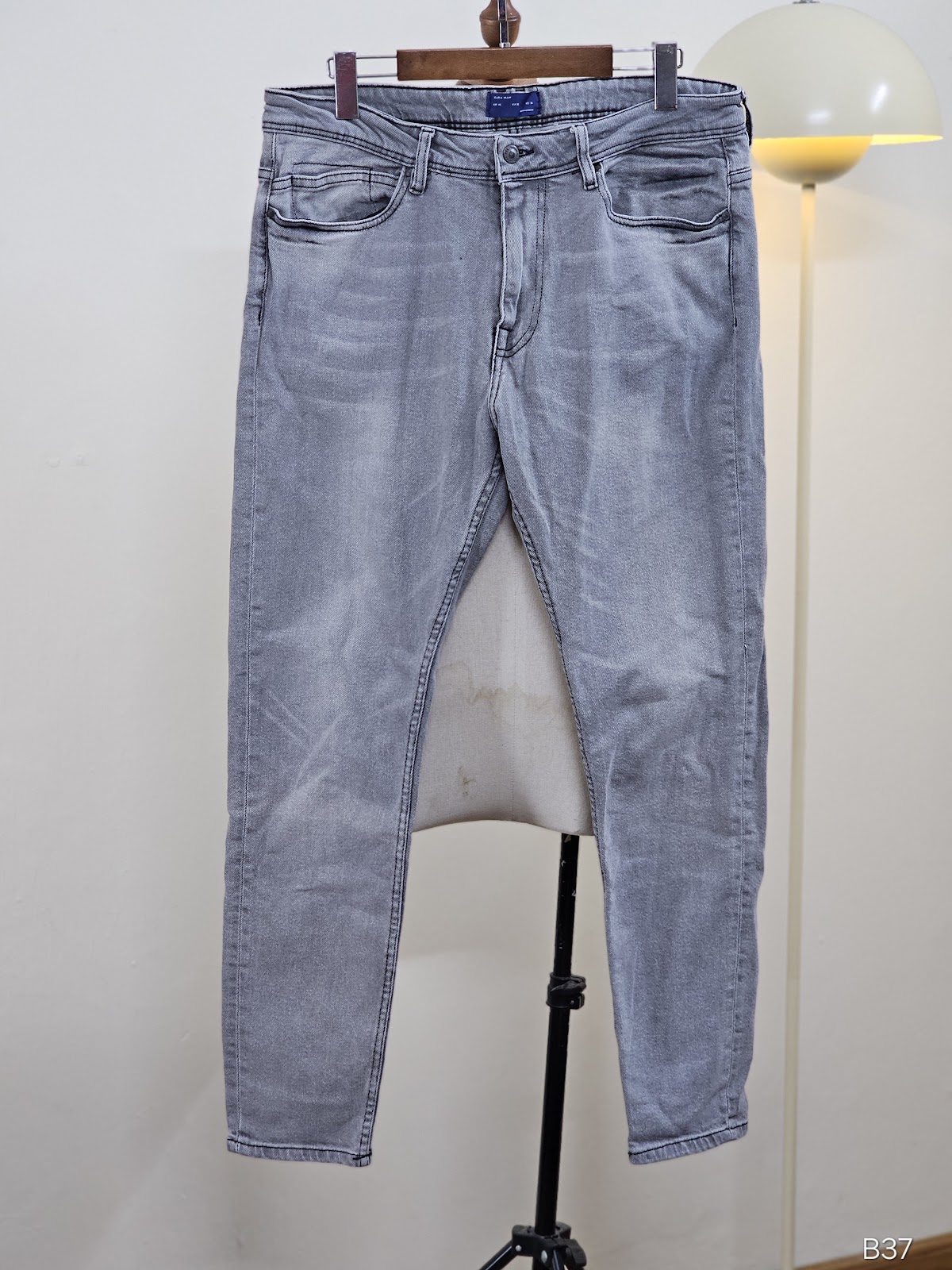 Quần B37