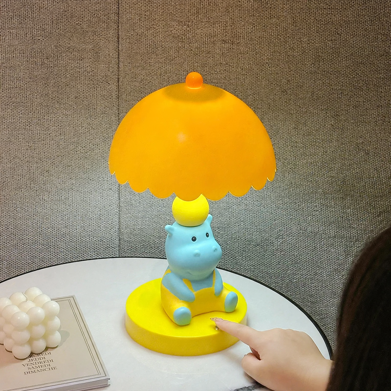 Hippopotamus Table Lamp, Plastic, American Style
