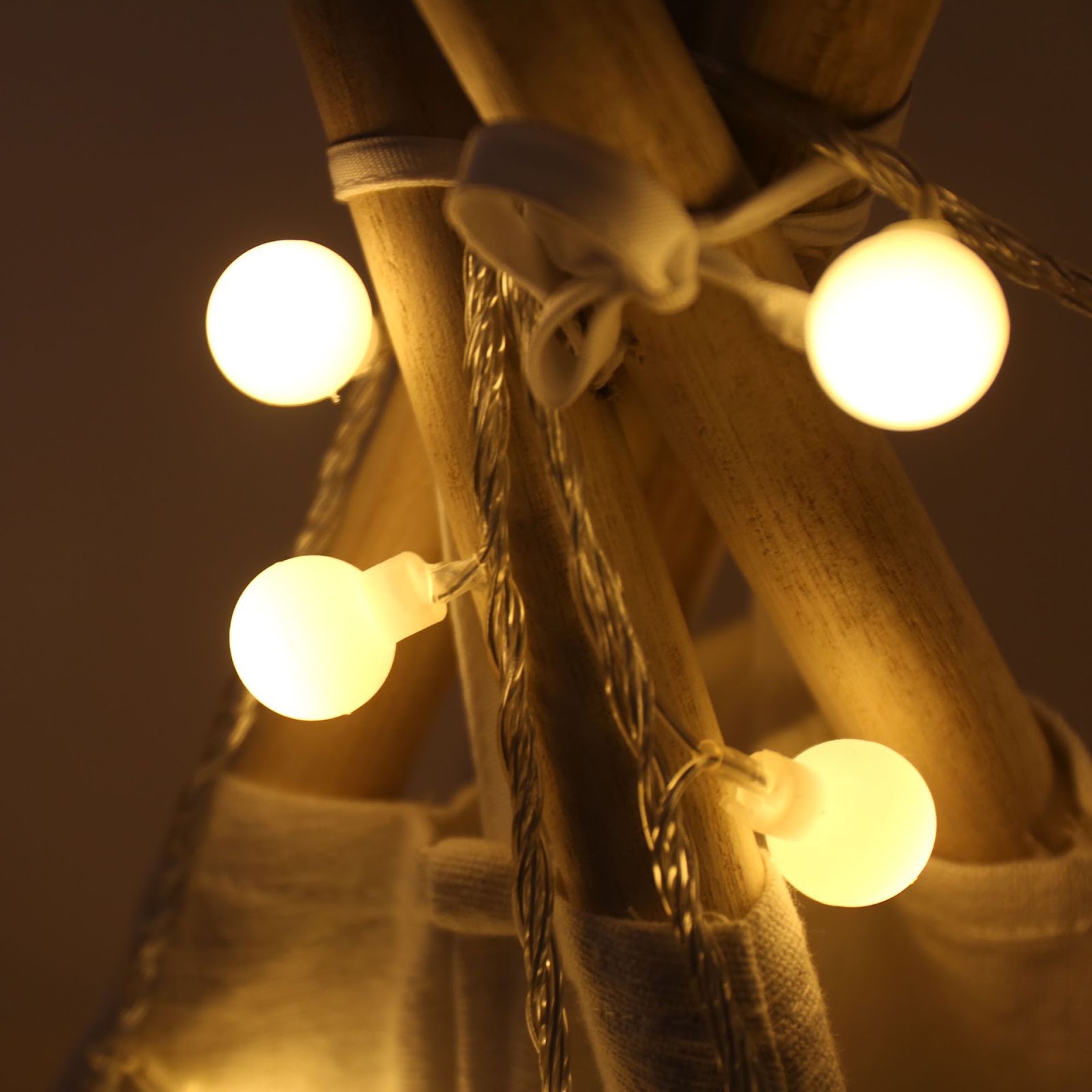 LED string lights with stars and balls for festive decoration