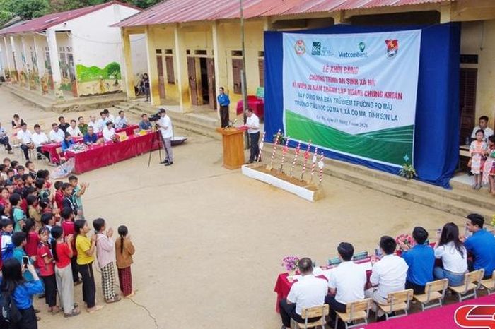 Thêm điều kiện học tập cho học sinh vùng cao Co Mạ - Báo Sơn La