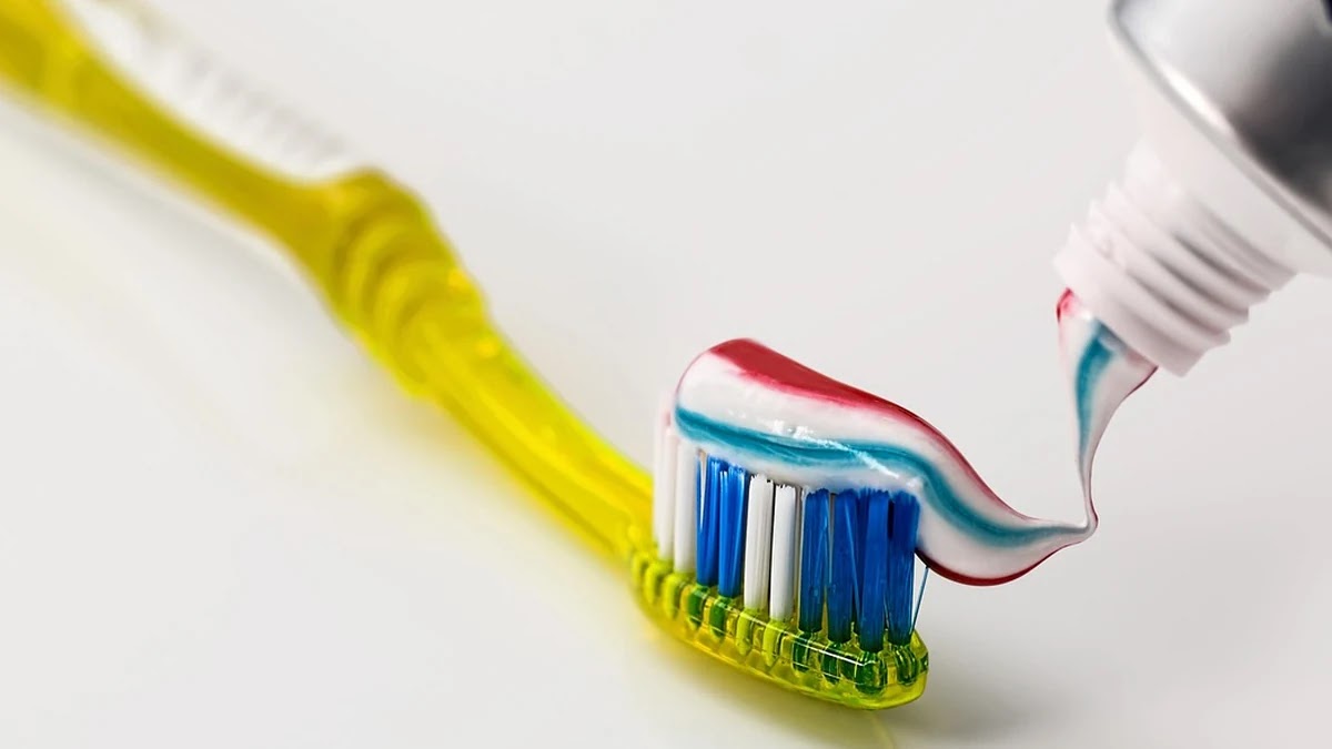 한국어 표현 입이 무겁다의 뜻과 유래, 비슷한 관용구 정리