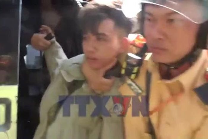 Gia Lai: Cảnh sát giao thông chốt chặn, bắt đối tượng cướp tài sản - Báo VietnamPlus