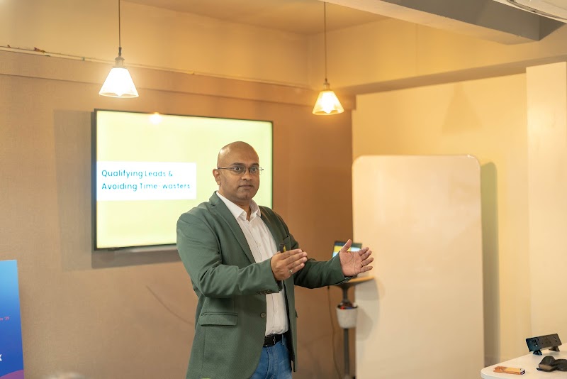 Sales Playbook Masterclass — photo 1