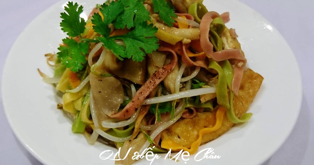 Mì rau củ xào nấm chay