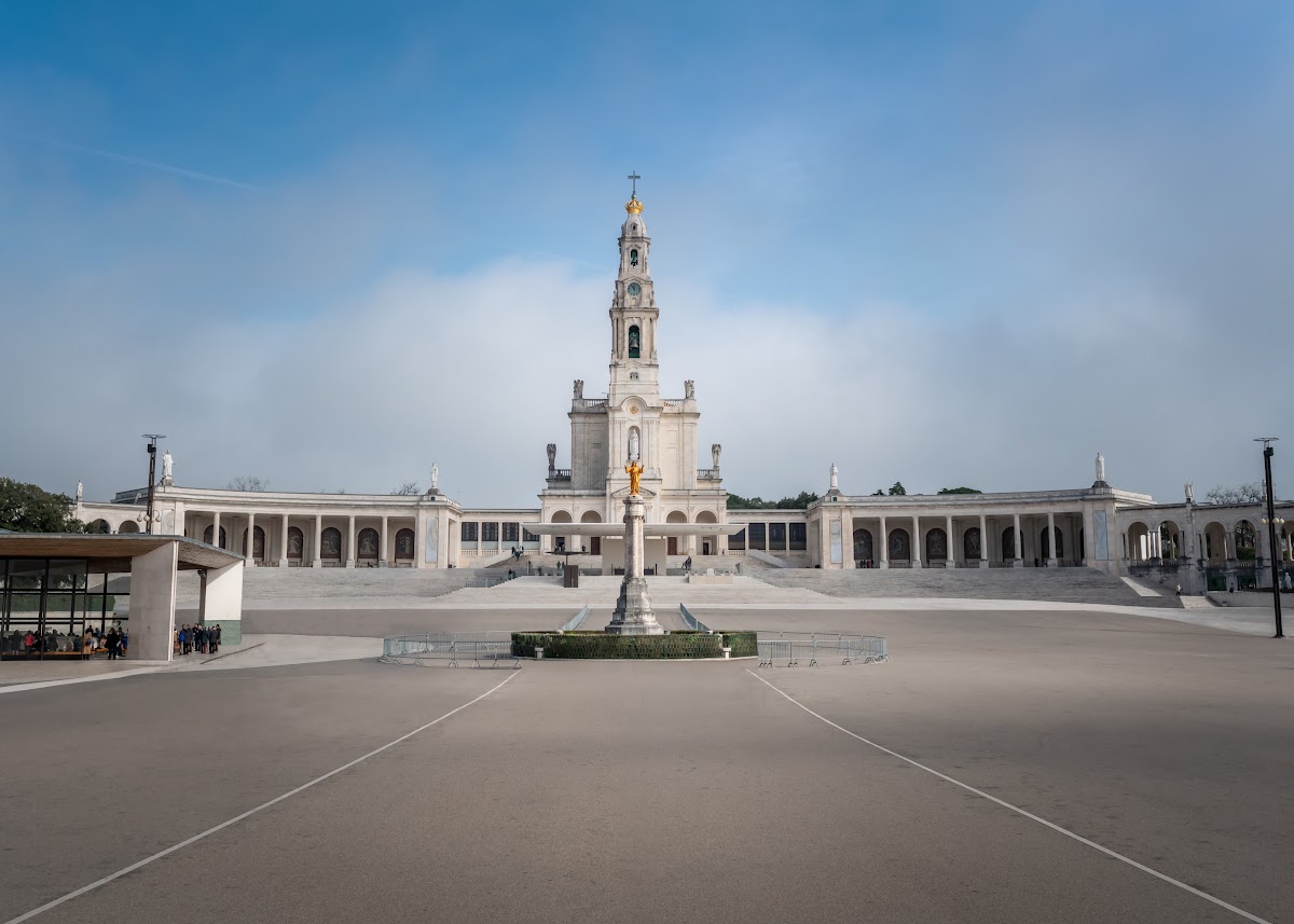 A Sacred Journey, 1-Day: Lisbon, Fátima & Braga Wonders