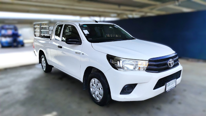 TOYOTA HILUX REVO