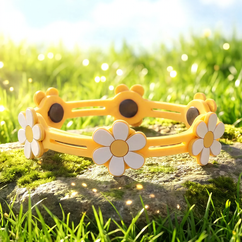 Scented collar with bear pattern for dogs and cats