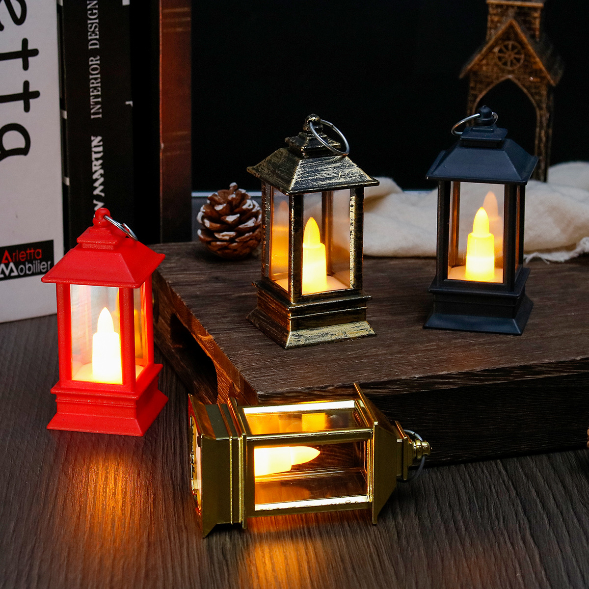 LED Mini Lantern in Vintage Style