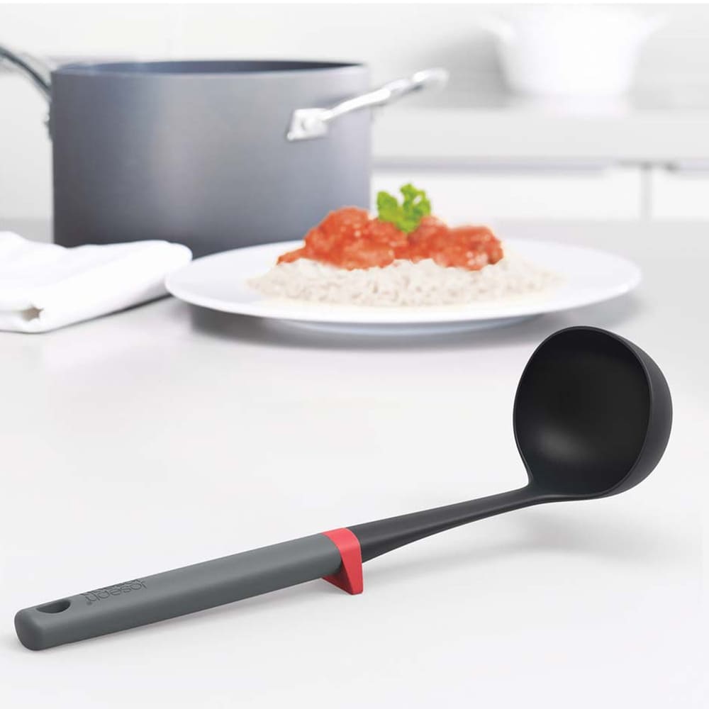 Cucharón de nylon Joseph Joseph™ Duo