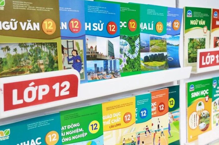 Giá bộ sách giáo khoa chung sẽ giảm khoảng 13% - Đài Phát thanh và truyền hình Hà Nội