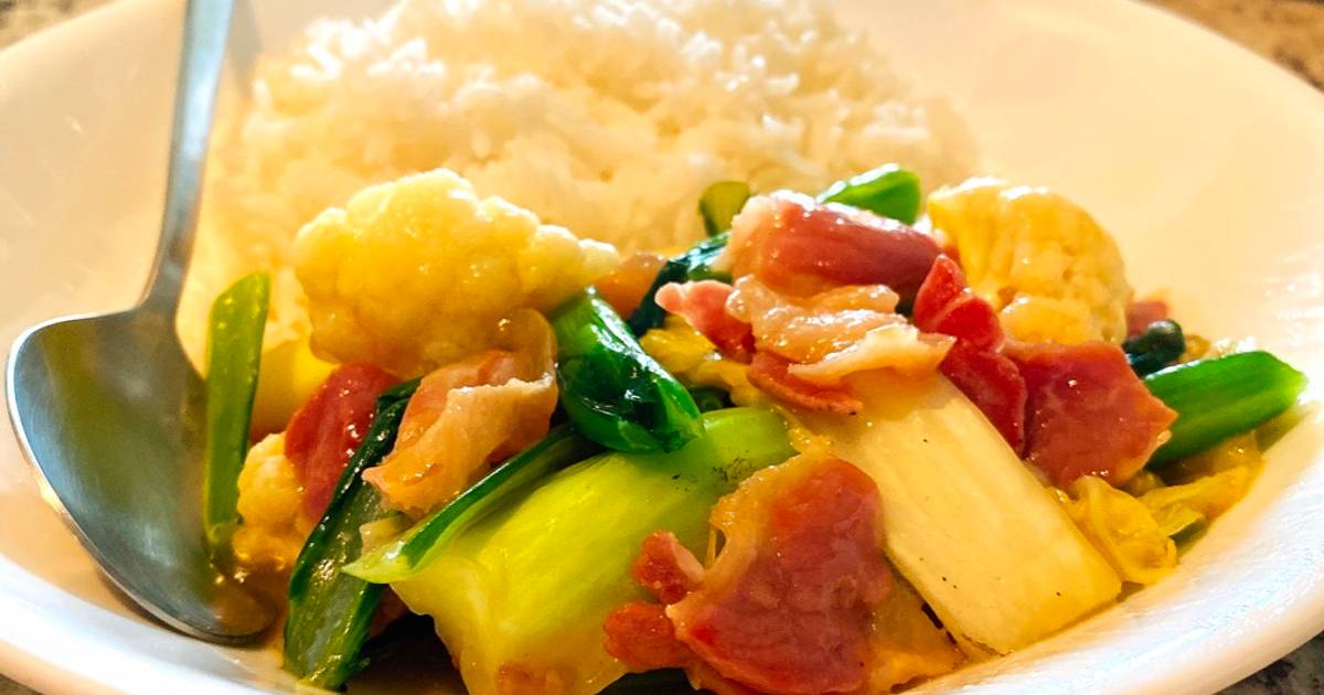 Thịt Heo Xông Khói Xào Rau