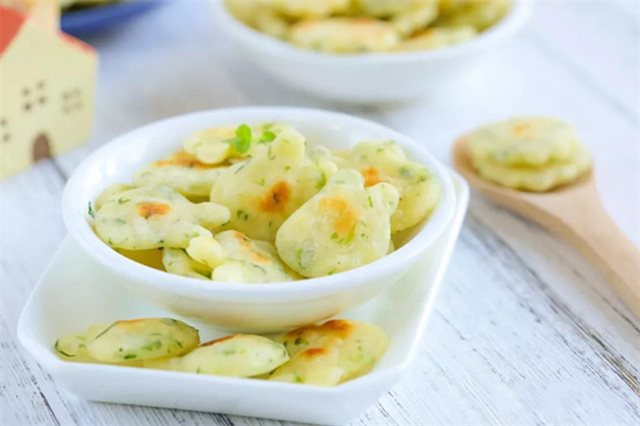 Bánh Gạo Hình Thỏ