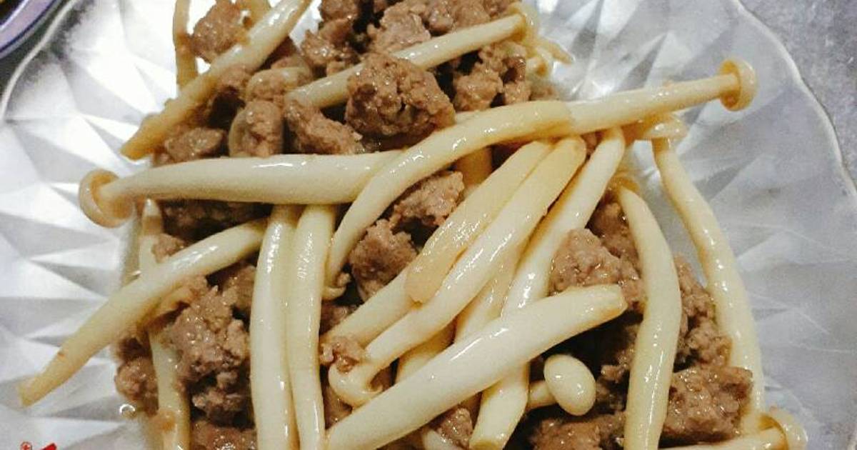 Thịt băm xào nấm