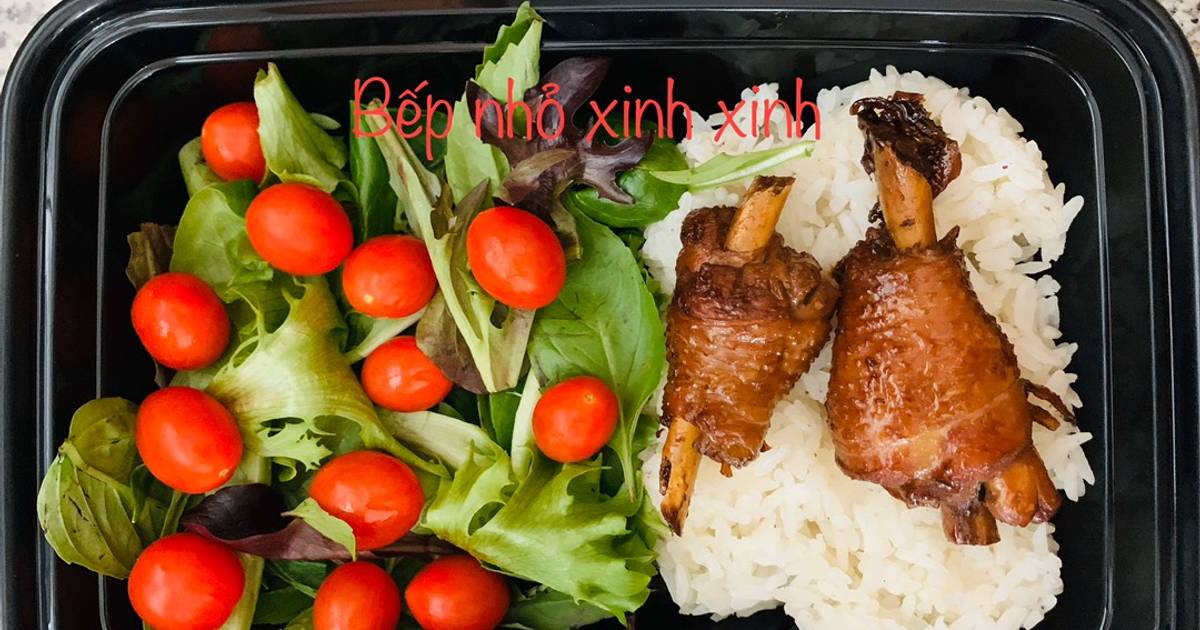 Cơm đùi gà kho gừng