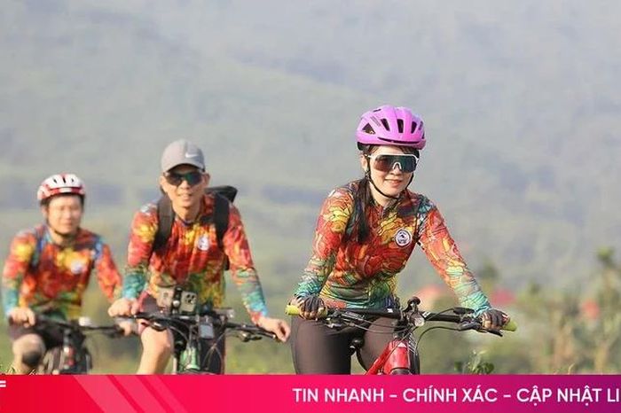 Theo vòng xe, nhịp chân 'chạm vào' thiên nhiên Hà Tĩnh - Báo Hà Tĩnh