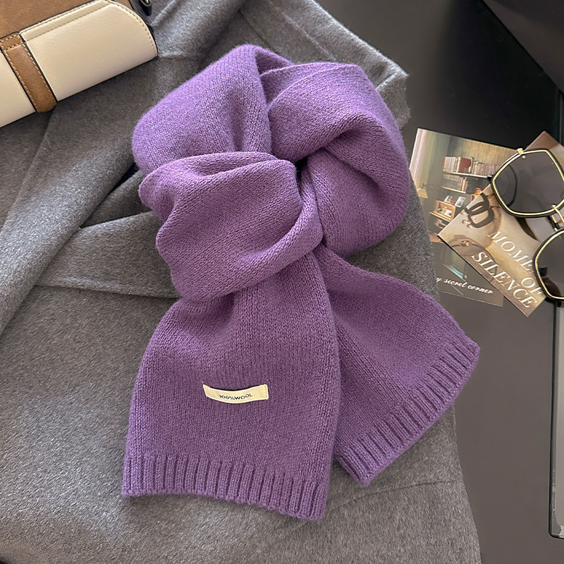 Narrow knitted scarf made from 100% Australian sheep wool