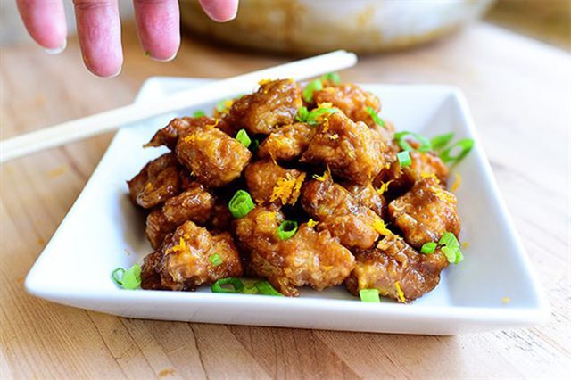 Gà Viên Chiên Giòn Sốt Cam