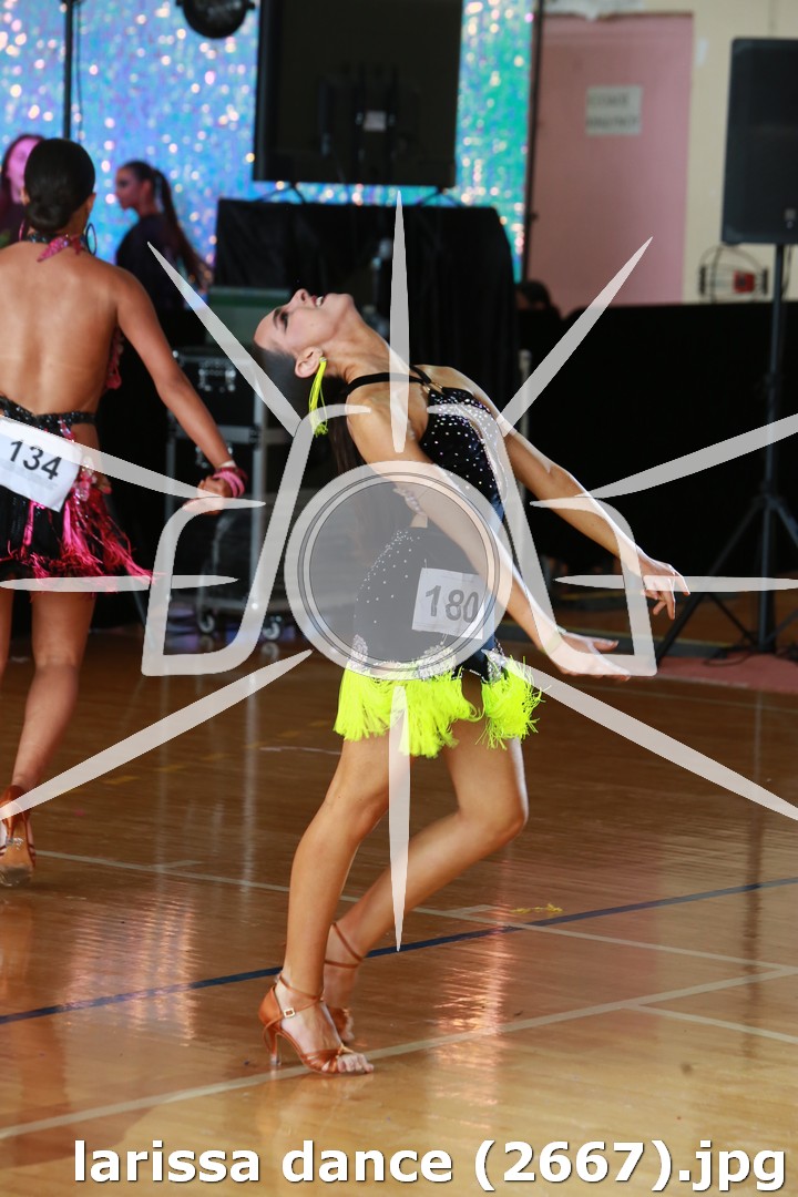 larissa dance (2667).jpg