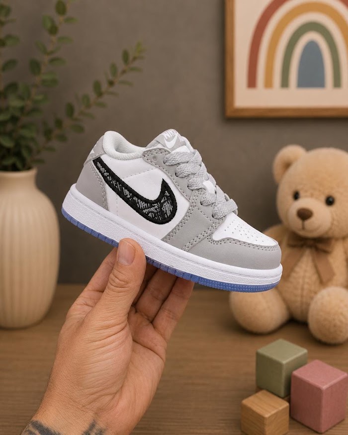Jordan Retro 1 Kids Gris