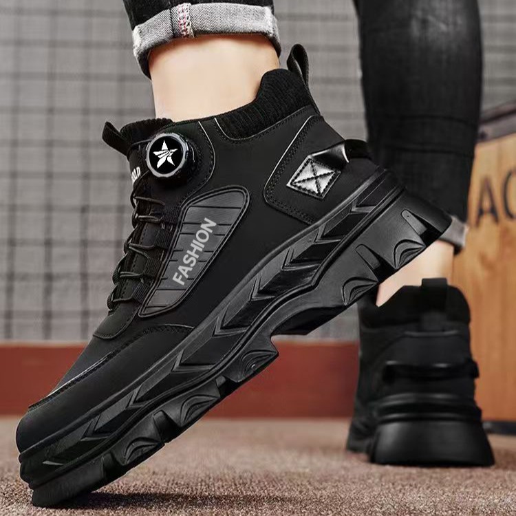 Warm men's winter boots in casual style