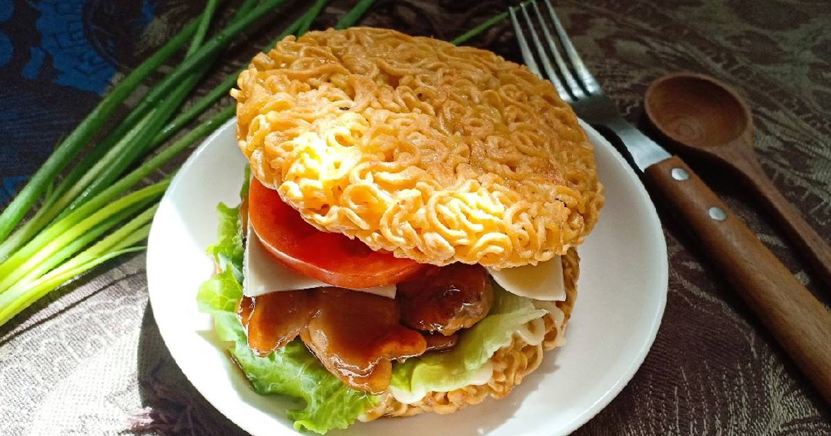 Burger mì gói gà sốt teriyaki
