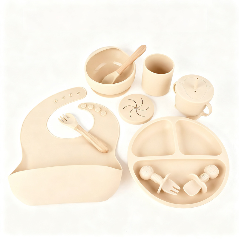 Kindergeschirr-Set aus Silikon, 6-teilig