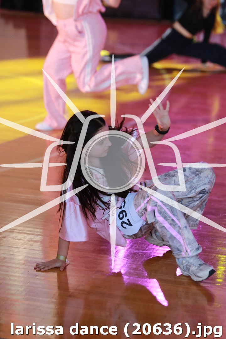 larissa dance (20636).jpg