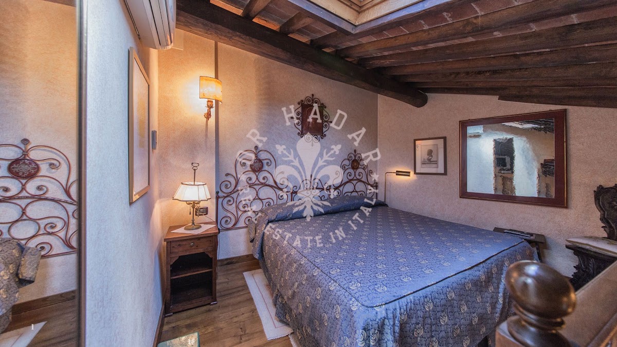 קסטלו דלי סטנדארדי (Castello degli Stendardi) — 26