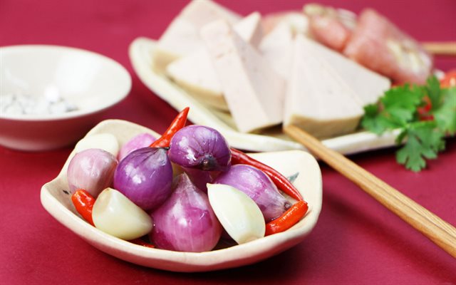Hành Tím Ngâm Chua Ngọt