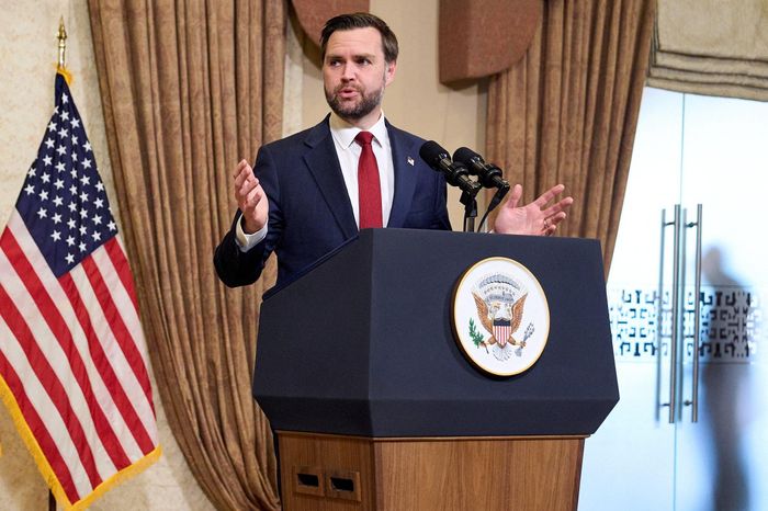Phó TT Mỹ JD Vance: Đàm phán có tiến triển, 'bóng đang ở phía Iran' - Tạp chí Tri thức