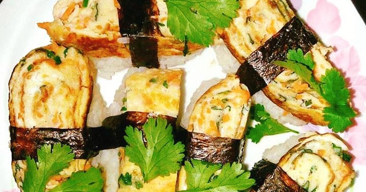 Sushi trứng cuộn
